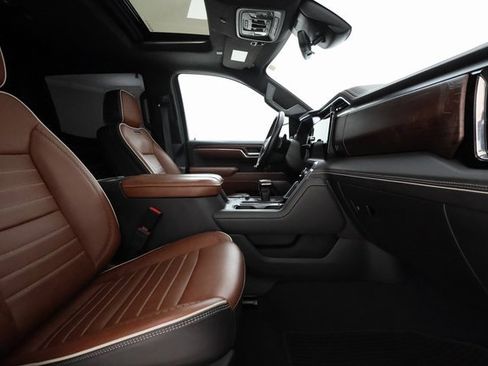 Used 2024 GMC Sierra 1500 Denali Ultimate image 26