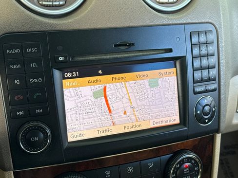 Used 2009 Mercedes-Benz ML 550 4MATIC image 26