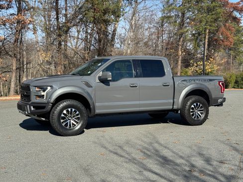 Used 2020 Ford F150 Raptor w/ Equipment Group 802A Luxury image 5