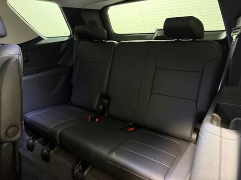 Used 2020 Chevrolet Traverse Premier w/ Redline Edition AWD/4WD image 28