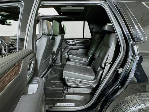 Used 2021 Chevrolet Tahoe Z71 w/ Rear Media and Nav Package AWD/4WD image 24