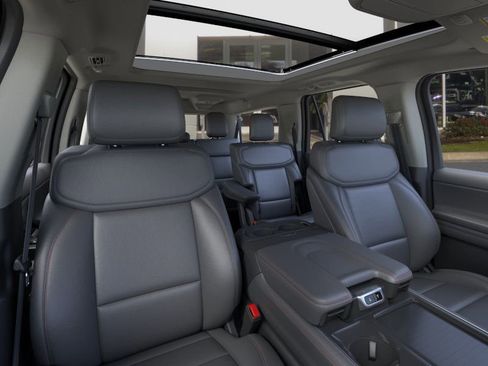 New 2025 Ford Expedition Max Active image 32
