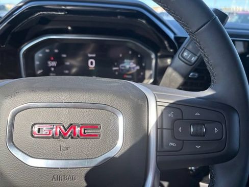 New 2026 GMC Sierra 2500 SLT w/ SLT Premium Package AWD/4WD image 28