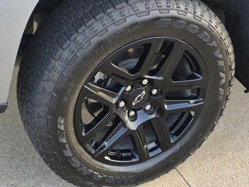 Certified 2026 Chevrolet Silverado 1500 RST AWD/4WD image 9