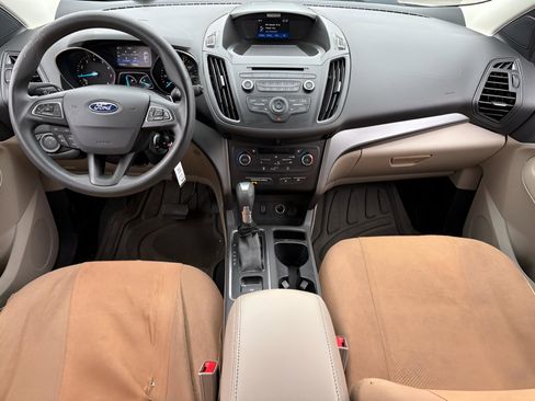 Used 2017 Ford Escape SE image 12