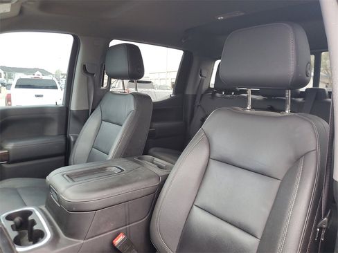 Used 2021 Chevrolet Silverado 1500 LT Trail Boss w/ LT Trail Boss Premium Package image 15