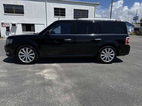 Used 2018 Ford Flex Limited w/ Equipment Group 301A FWD image 3