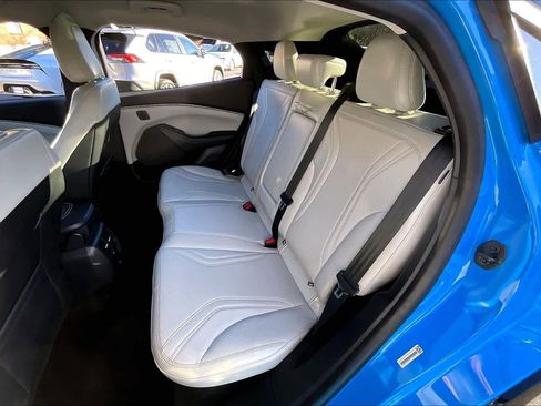 Used 2023 Ford Mustang Mach-E Premium image 19