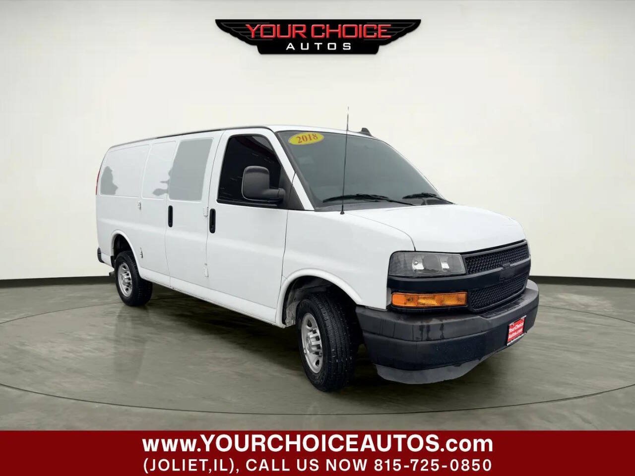 Used 2018 Chevrolet Express 2500 RWD image 7