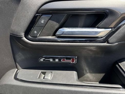 Used 2024 GMC Sierra 1500 AT4 w/ Technology Package AWD/4WD image 20