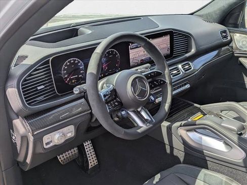 New 2026 Mercedes-Benz GLS 63 AMG 4MATIC image 3