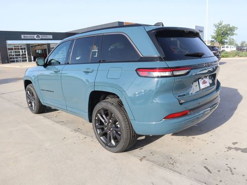New 2026 Jeep Grand Cherokee Limited AWD/4WD image 24