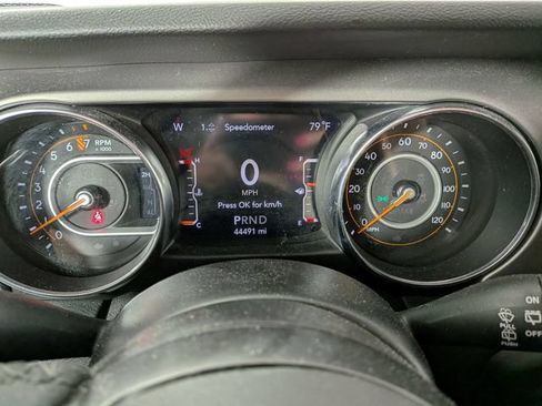 Used 2021 Jeep Wrangler Unlimited Sport AWD/4WD image 4