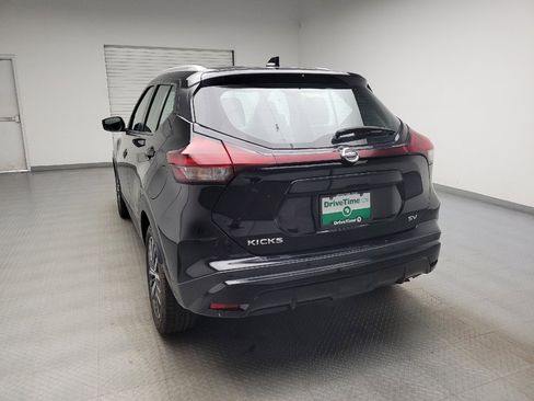 Used 2021 Nissan Kicks SV FWD image 6