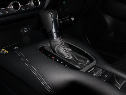 Used 2024 Honda HR-V EX-L image 15