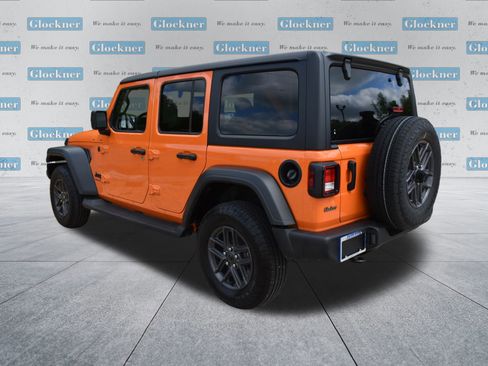 Used 2025 Jeep Wrangler Unlimited Sport AWD/4WD image 8