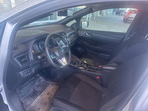 Used 2021 Nissan Leaf SV image 5
