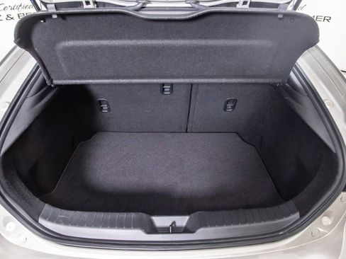 Used 2023 MAZDA MAZDA3 s image 9