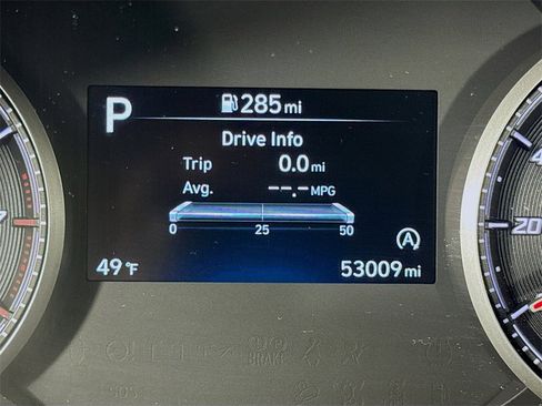 Used 2023 Hyundai Santa Fe SEL image 28