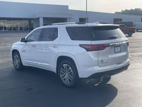 Certified 2023 Chevrolet Traverse High Country w/ LPO, Floor Liner Package FWD image 7