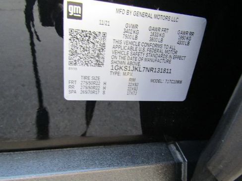 Used 2022 GMC Yukon XL Denali w/ Denali Premium Package image 12