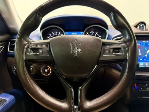 Used 2019 Maserati Ghibli S Q4 AWD/4WD image 16