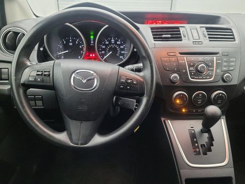 Used 2014 MAZDA MAZDA5 Sport image 22