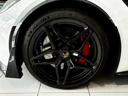 Certified 2016 Chevrolet Corvette Z06 w/ 3LZ Preferred Equipment Group RWD image 20