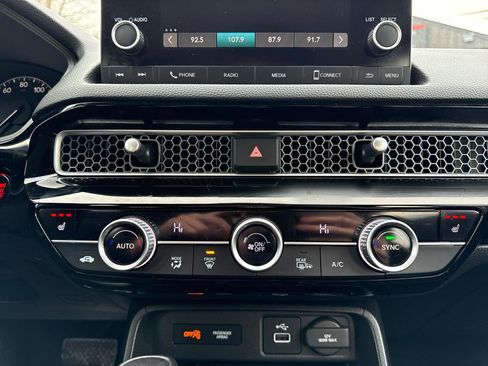 Used 2022 Honda Civic EX image 48