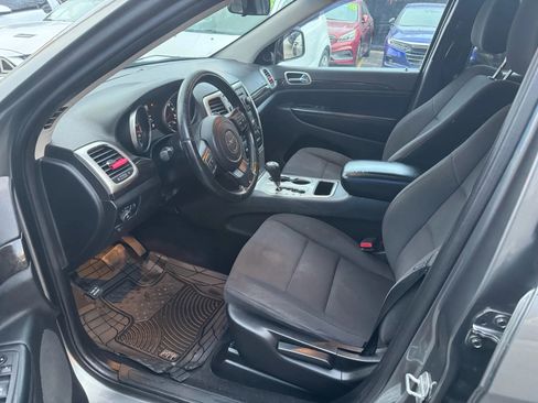 Used 2013 Jeep Grand Cherokee Laredo image 21