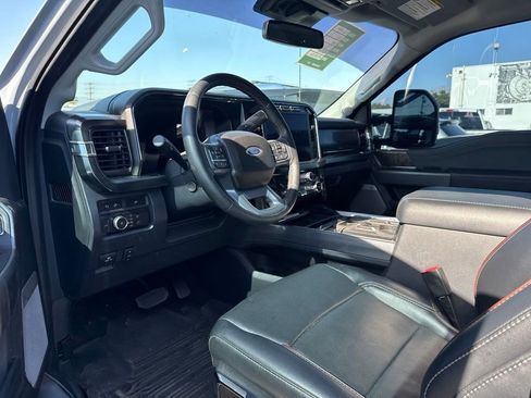 Used 2024 Ford F250 Lariat w/ Lariat Ultimate Package AWD/4WD image 7