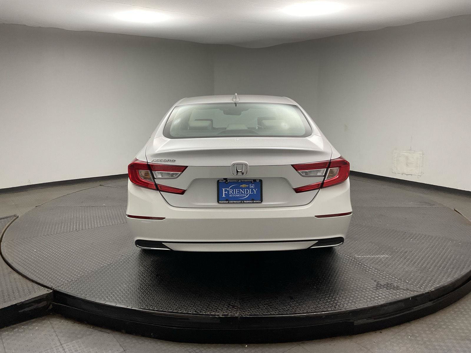 Used 2018 Honda Accord EX-L image 6