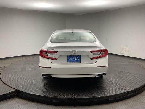 Used 2018 Honda Accord EX-L image 6