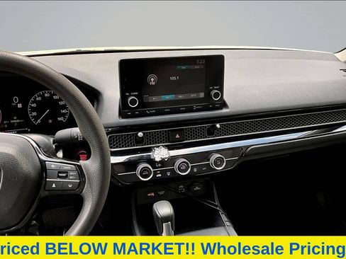 Used 2022 Honda Civic LX image 8