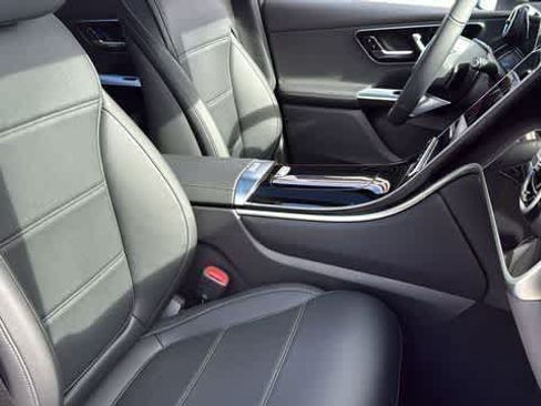 Certified 2026 Mercedes-Benz GLC 300 4MATIC image 32