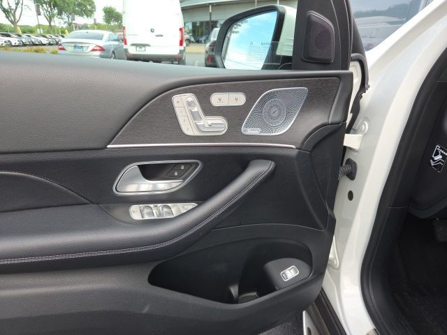 Used 2020 Mercedes-Benz GLE 350 4MATIC image 6