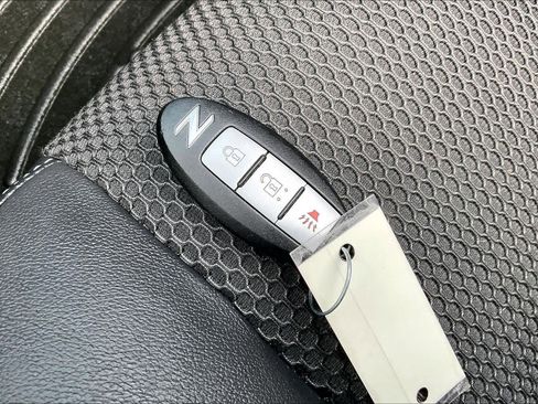 Used 2019 Nissan 370Z Touring Sport image 13