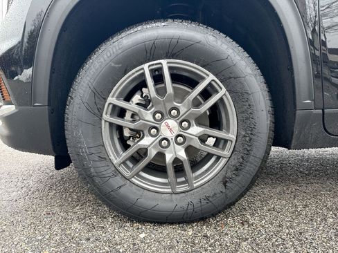 New 2026 GMC Acadia Elevation image 12