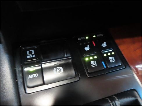 Used 2018 Lexus RX 450hL Luxury image 14