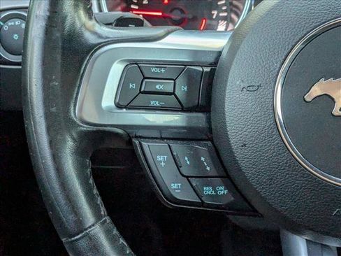 Used 2023 Ford Mustang GT RWD image 4