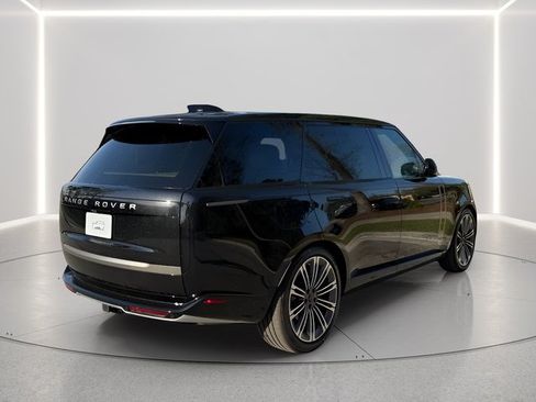 New 2026 Land Rover Range Rover Long Wheelbase SE AWD/4WD image 5