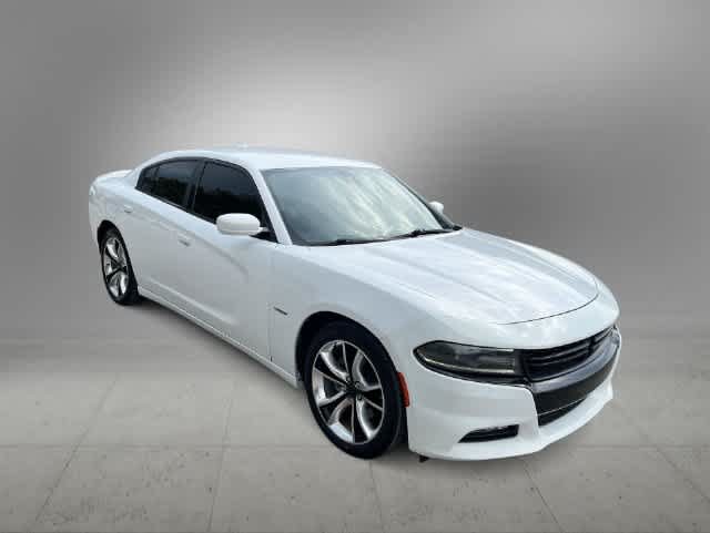 Used 2016 Dodge Charger R/T RWD image 2