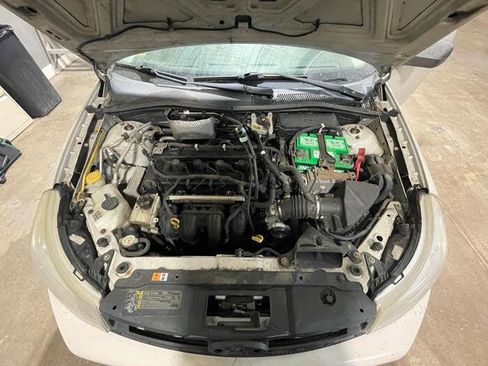 Used 2009 Ford Focus SE image 40