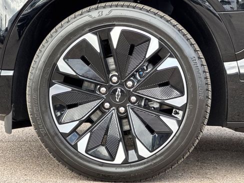 New 2025 Chevrolet Blazer EV RS image 25