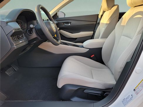 New 2025 Honda Accord LX image 7