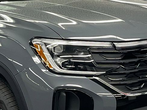 New 2026 Volkswagen Atlas SE image 42