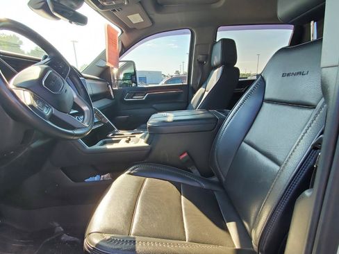 Used 2024 GMC Sierra 2500 Denali w/ Denali Reserve Package AWD/4WD image 3