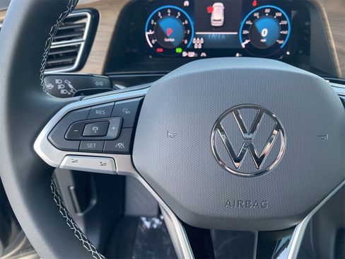 New 2026 Volkswagen Atlas SE image 20