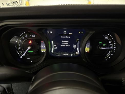 Used 2024 Jeep Wrangler Unlimited Rubicon 4xe AWD/4WD image 12