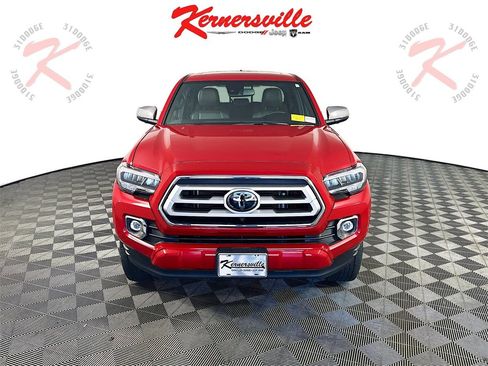 Used 2023 Toyota Tacoma Limited image 2
